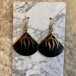 Vintage Laurel Burch “Willow Fan” Black and Gold Earrings